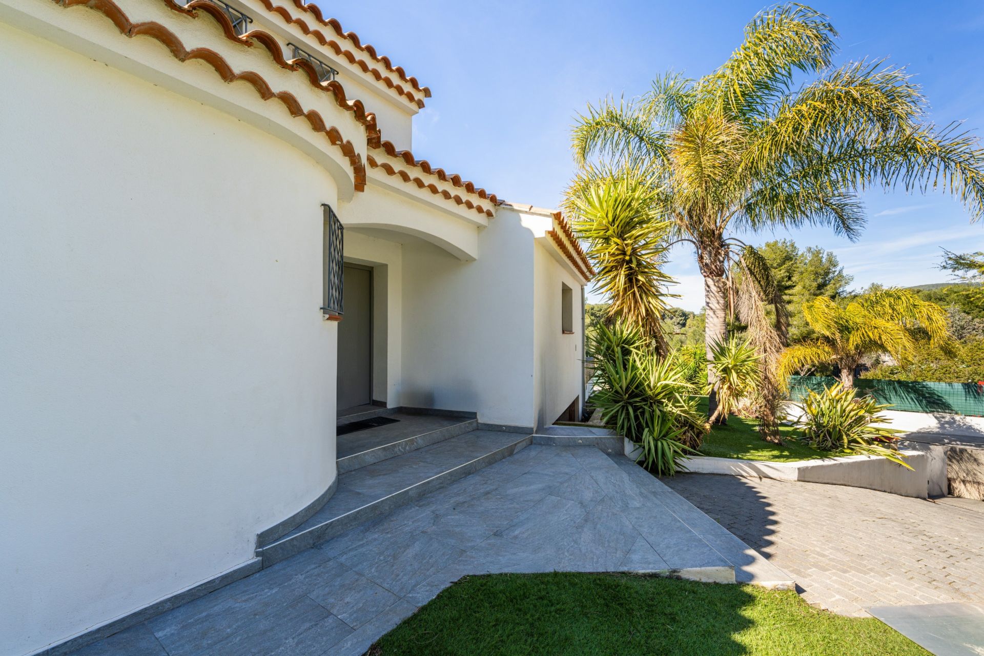 maison 9 Pièces en vente sur SANARY SUR MER (83110)