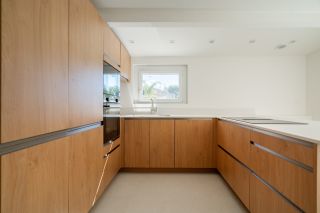 house 7 Rooms for sale on BANDOL (83150)