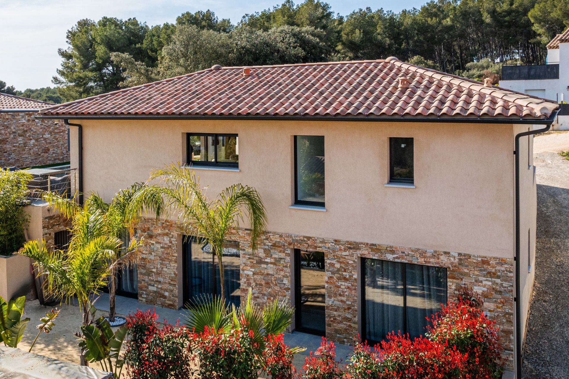 house 6 Rooms for sale on SANARY SUR MER (83110)