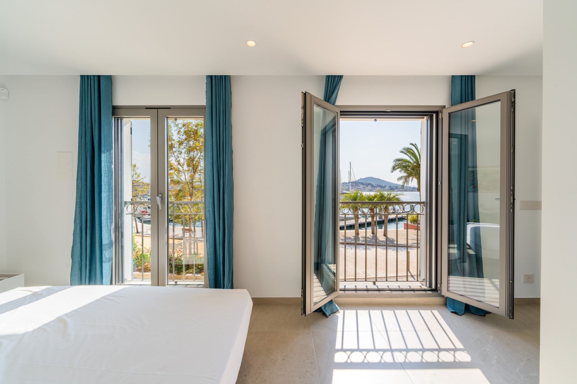 maison 5 Pièces en vente sur SANARY SUR MER (83110)