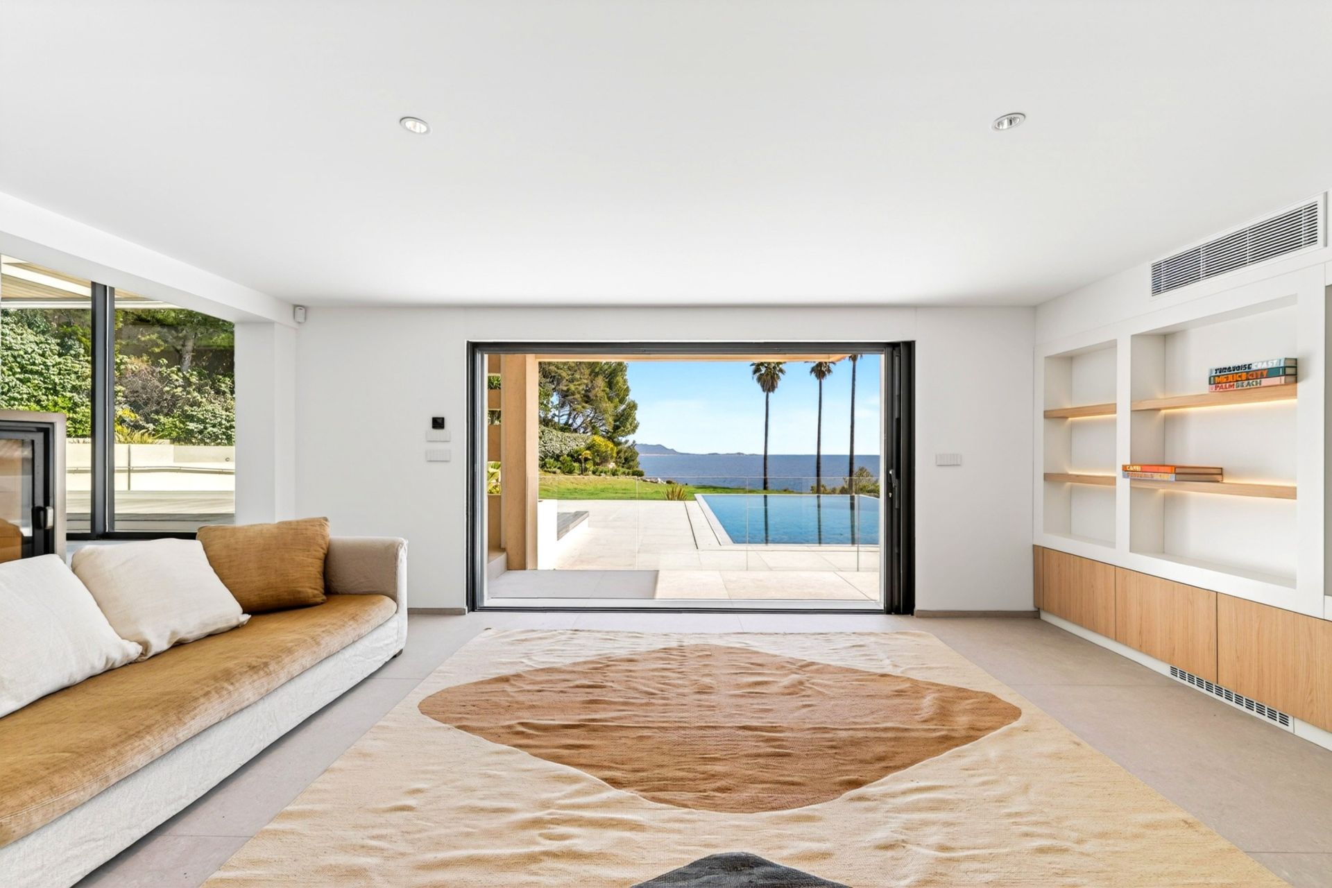 maison 7 Pièces en vente sur ST CYR SUR MER (83270)