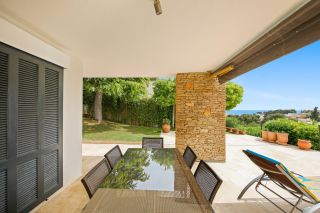 house 7 Rooms for sale on BANDOL (83150)