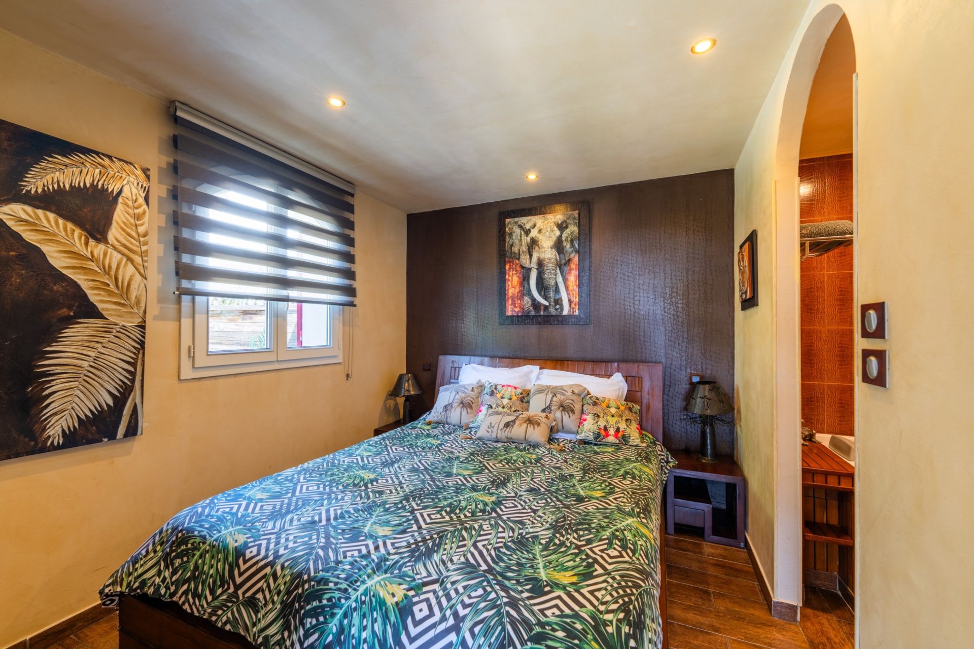 maison 10 Pièces en vente sur CARQUEIRANNE (83320)