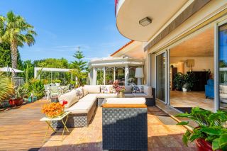 maison 10 Pièces en vente sur CARQUEIRANNE (83320)