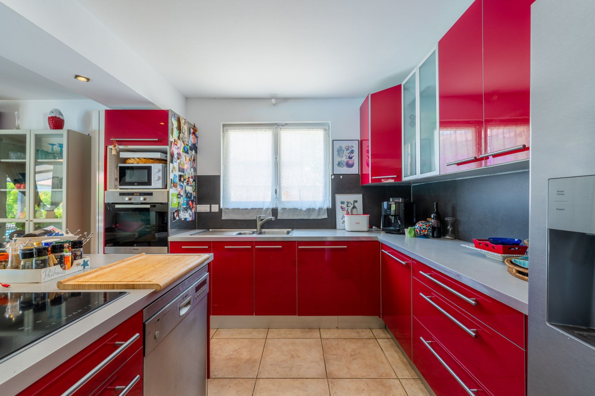 house 6 Rooms for sale on TOULON (83000)