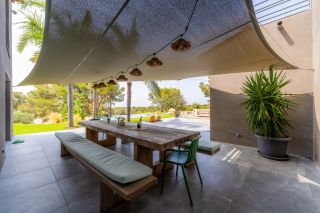 house 8 Rooms for sale on SANARY SUR MER (83110)