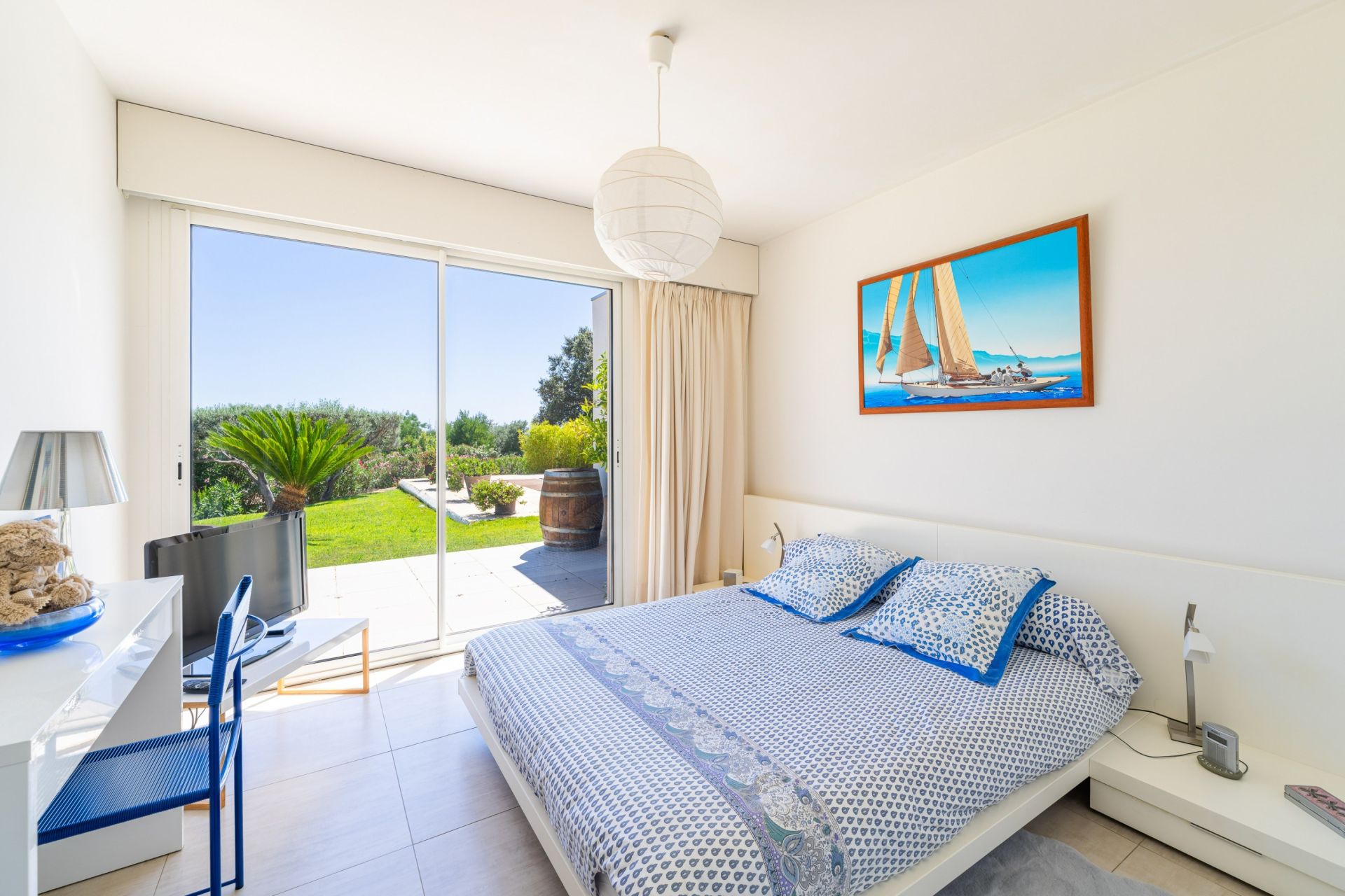 maison 6 Pièces en vente sur LA CADIERE D AZUR (83740)