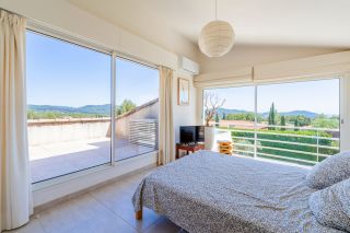 maison 6 Pièces en vente sur LA CADIERE D AZUR (83740)