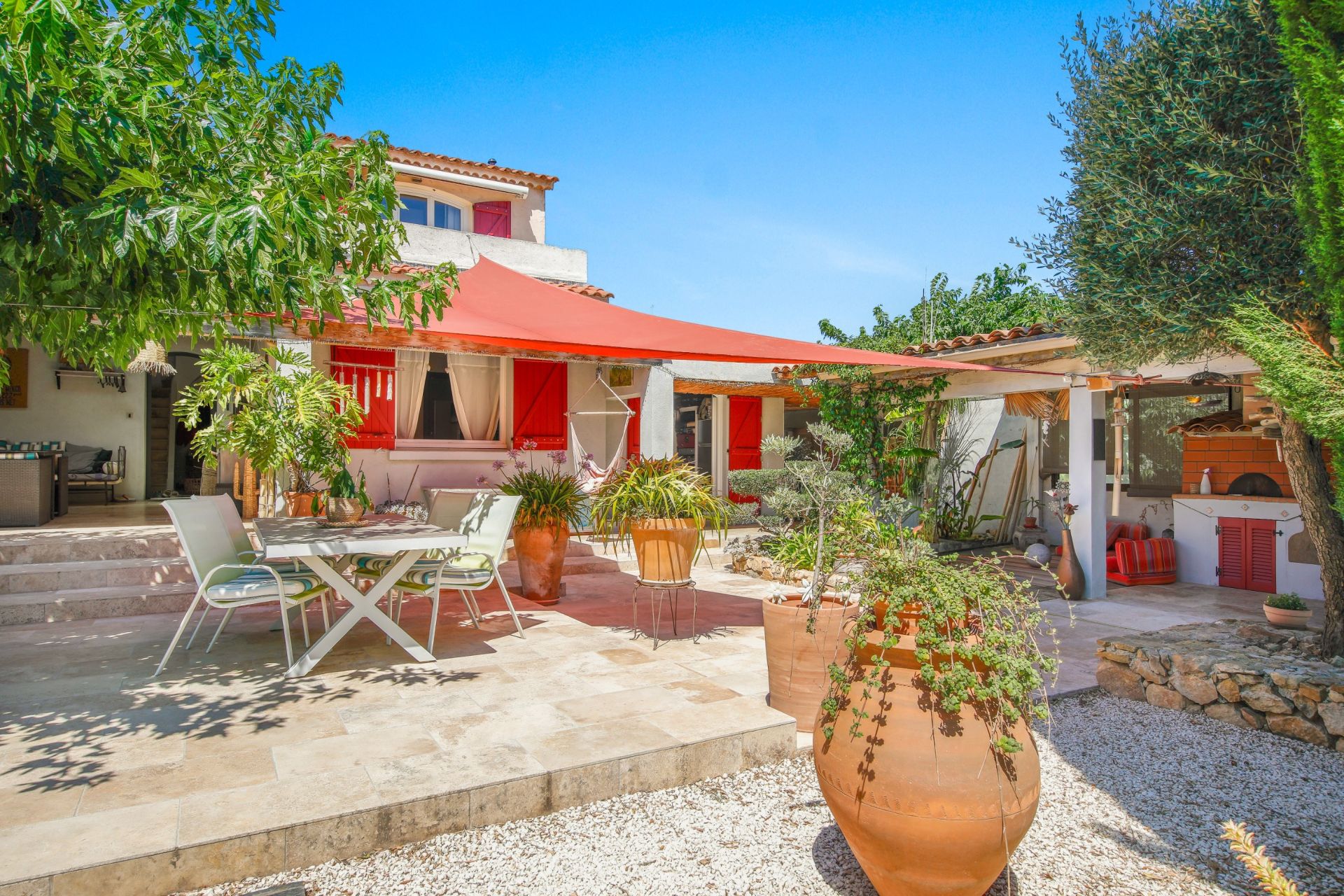 maison 6 Pièces en vente sur SANARY SUR MER (83110)