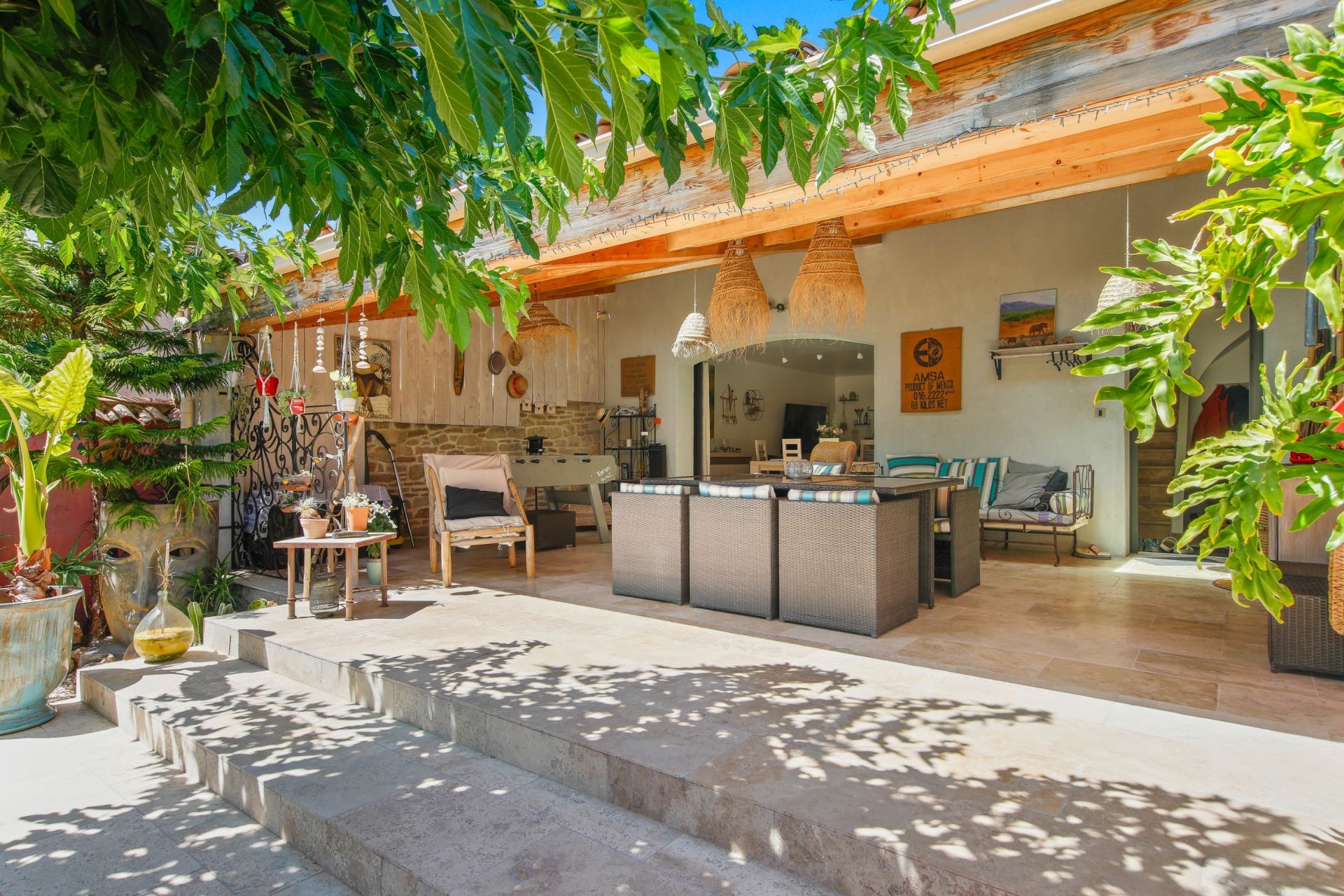 maison 6 Pièces en vente sur SANARY SUR MER (83110)