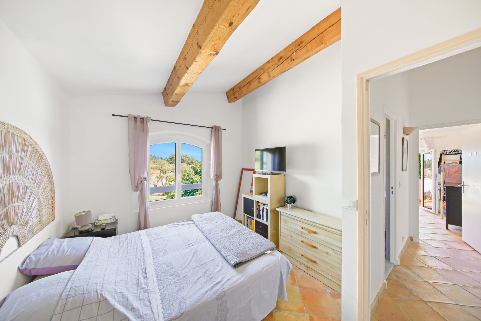 house 6 Rooms for sale on SANARY SUR MER (83110)