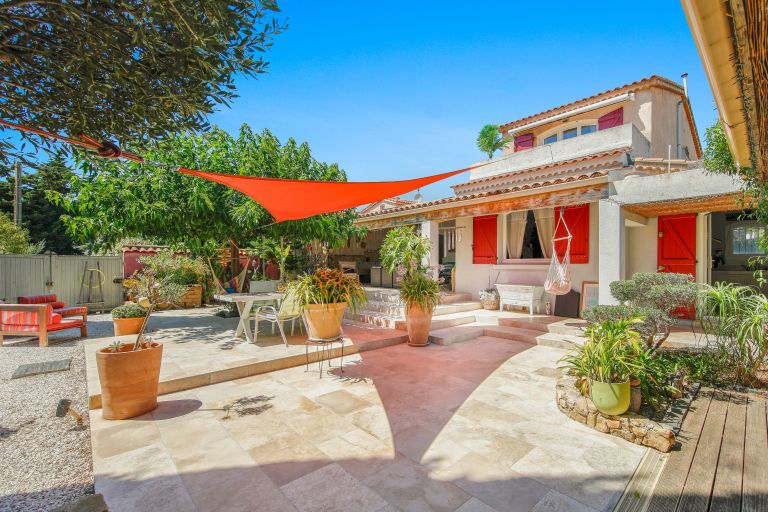 maison 6 Pièces en vente sur SANARY SUR MER (83110)