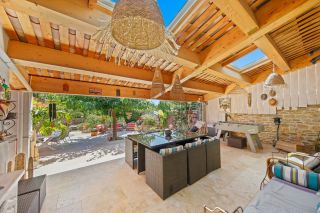 house 6 Rooms for sale on SANARY SUR MER (83110)