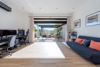 house 6 Rooms for sale on LA CADIERE D AZUR (83740)