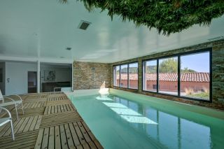 maison 8 Pièces en vente sur LA CADIERE D AZUR (83740)