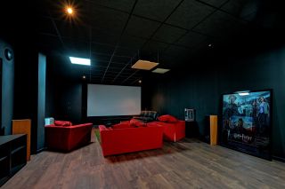 maison 8 Pièces en vente sur LA CADIERE D AZUR (83740)