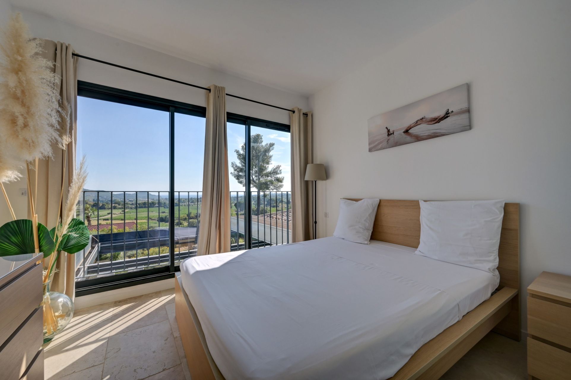 maison 6 Pièces en vente sur LA CADIERE D AZUR (83740)