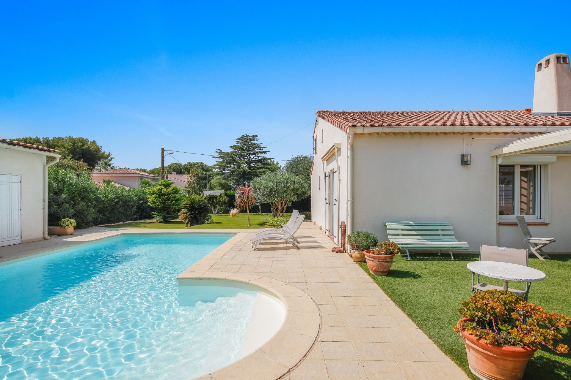 maison 7 Pièces en vente sur SIX FOURS LES PLAGES (83140)