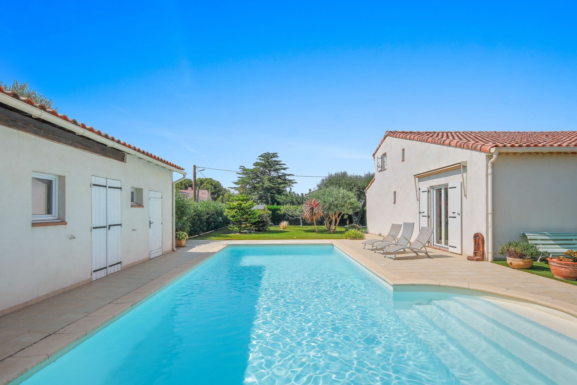 maison 7 Pièces en vente sur SIX FOURS LES PLAGES (83140)