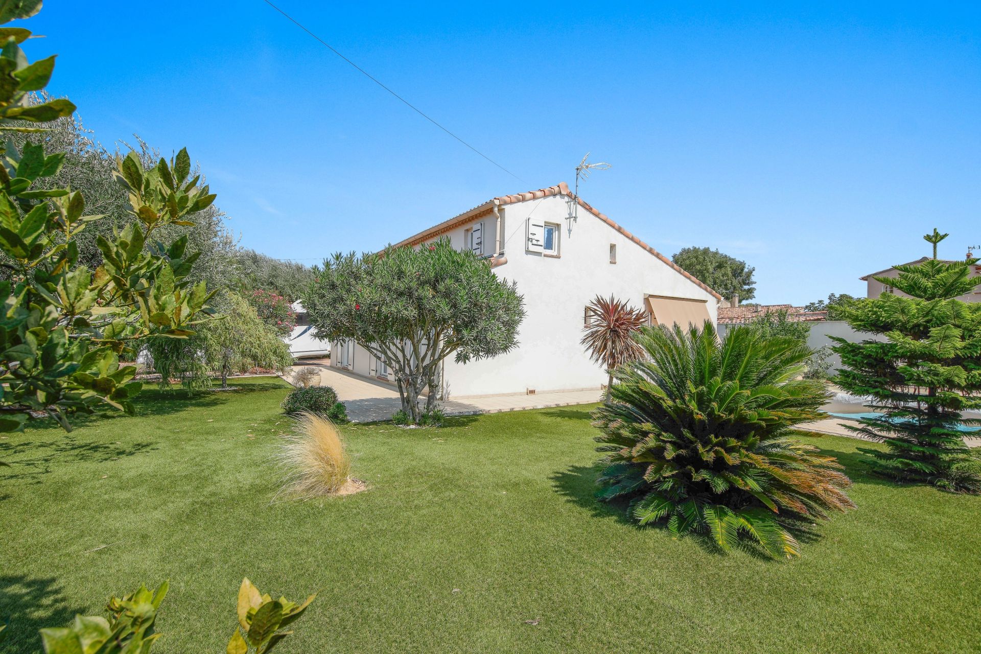 maison 7 Pièces en vente sur SIX FOURS LES PLAGES (83140)