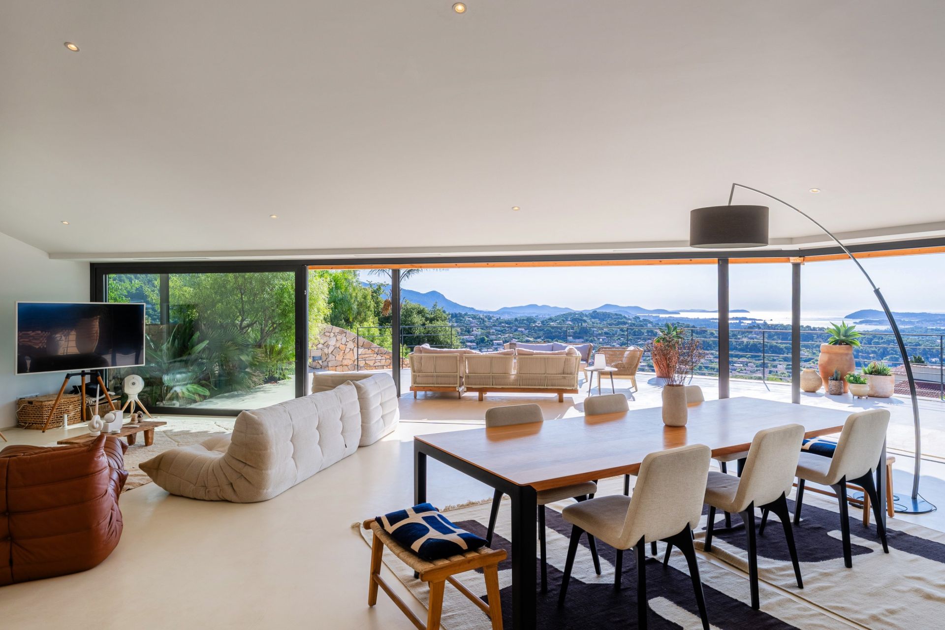 maison 6 Pièces en vente sur OLLIOULES (83190)