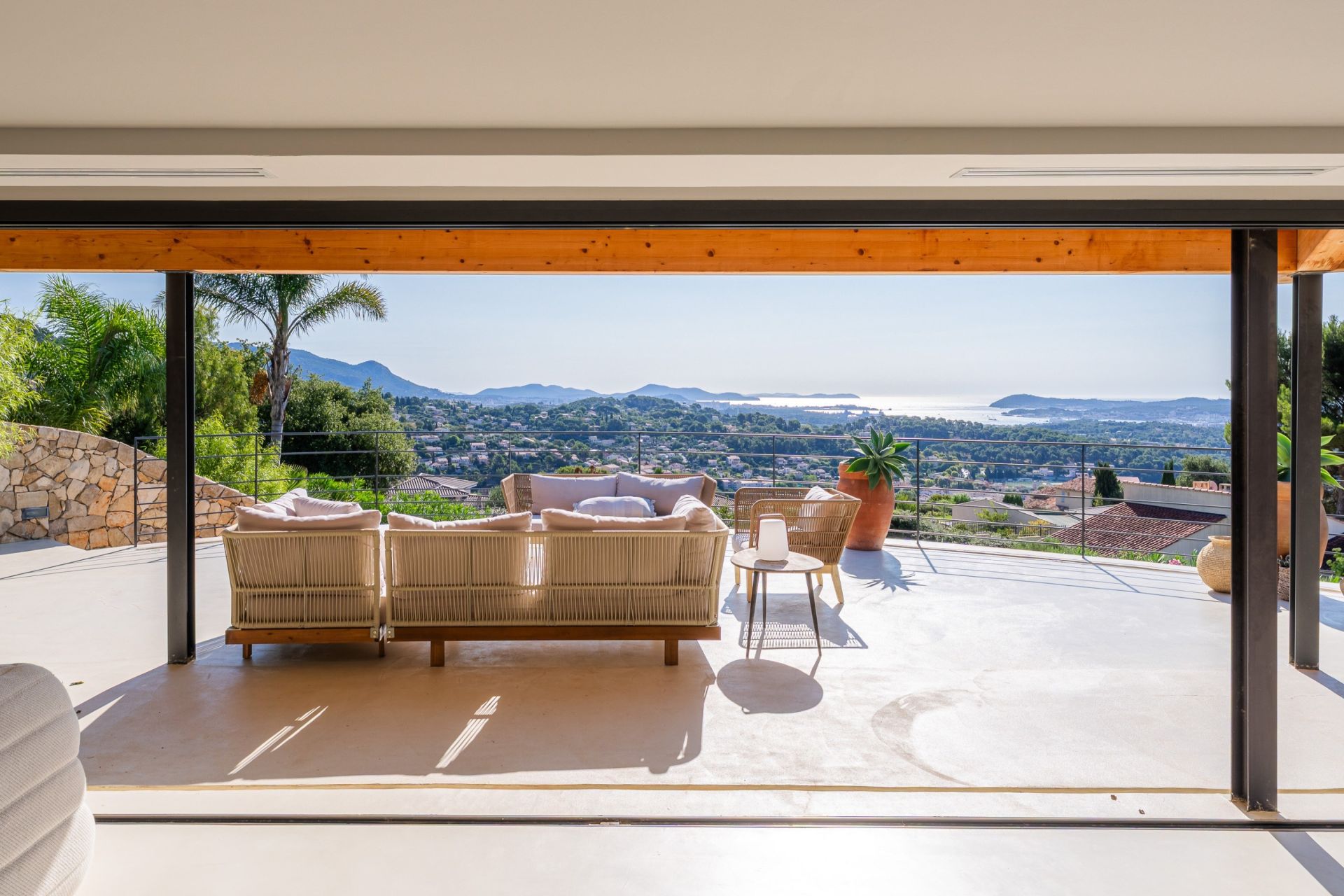 maison 6 Pièces en vente sur OLLIOULES (83190)