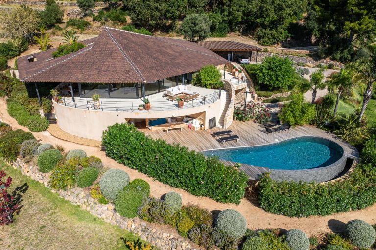 maison 6 Pièces en vente sur OLLIOULES (83190)