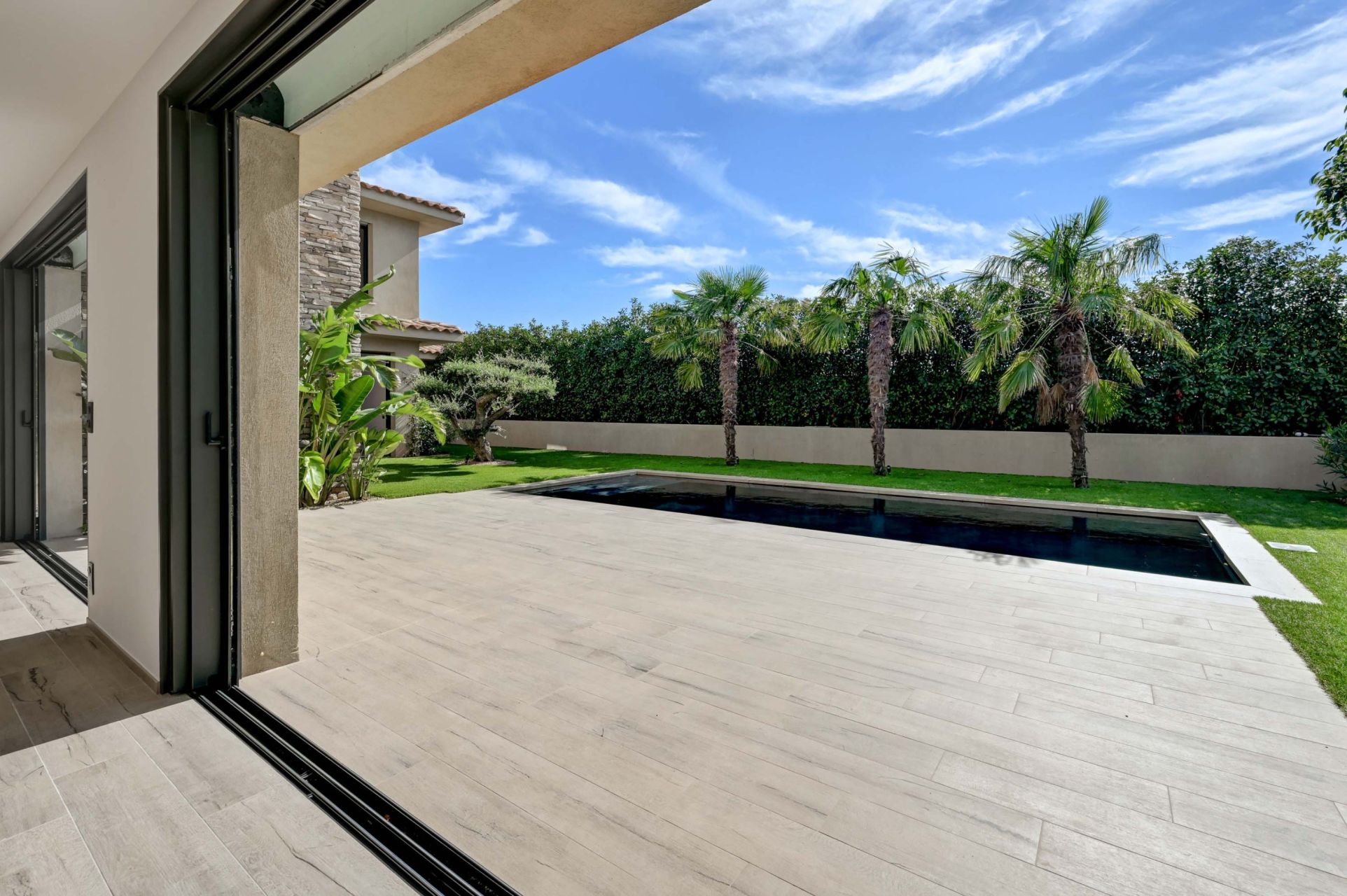 house 7 Rooms for sale on SANARY SUR MER (83110)