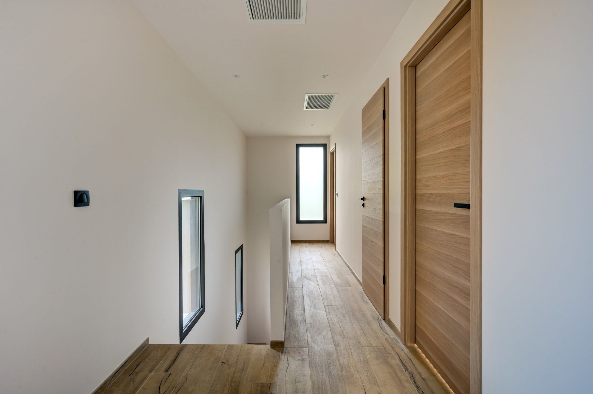 house 7 Rooms for sale on SANARY SUR MER (83110)