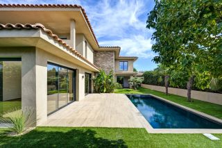 house 7 Rooms for sale on SANARY SUR MER (83110)