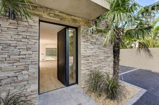 house 7 Rooms for sale on SANARY SUR MER (83110)