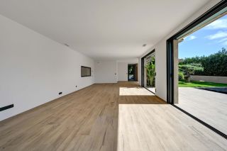 house 7 Rooms for sale on SANARY SUR MER (83110)