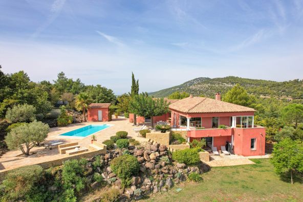 Sale House Ollioules 7&nbsp;Rooms 221&nbsp;m²