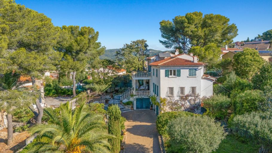 maison 6 Pièces en vente sur SIX FOURS LES PLAGES (83140)