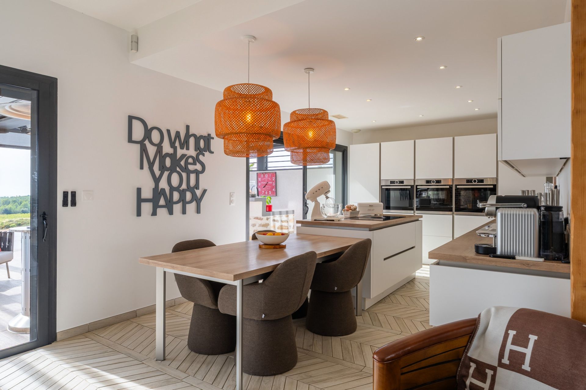 house 13 Rooms for sale on LA CADIERE D AZUR (83740)