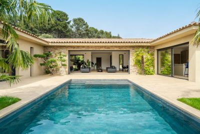 Sale House Sanary-sur-Mer 6 Rooms 215 m²