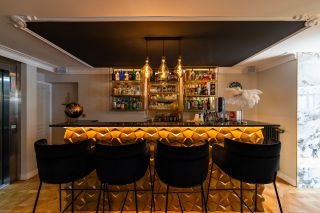 maison 15 Pièces en vente sur LE BRUSC (83140)