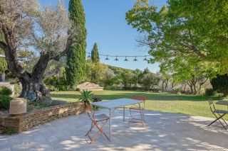 house 8 Rooms for sale on SANARY SUR MER (83110)