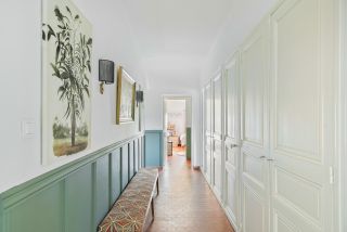 house 8 Rooms for sale on SANARY SUR MER (83110)