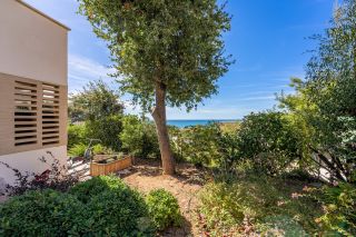 apartment 4 Rooms for sale on SIX FOURS LES PLAGES (83140)