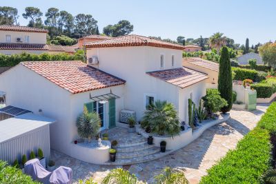 Vente Maison Sanary-sur-Mer 5 Pièces 138 m²