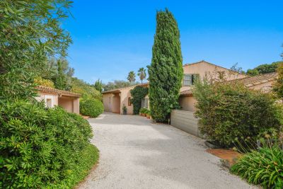 Vente Maison Ollioules 7&nbsp;Pièces 186&nbsp;m²