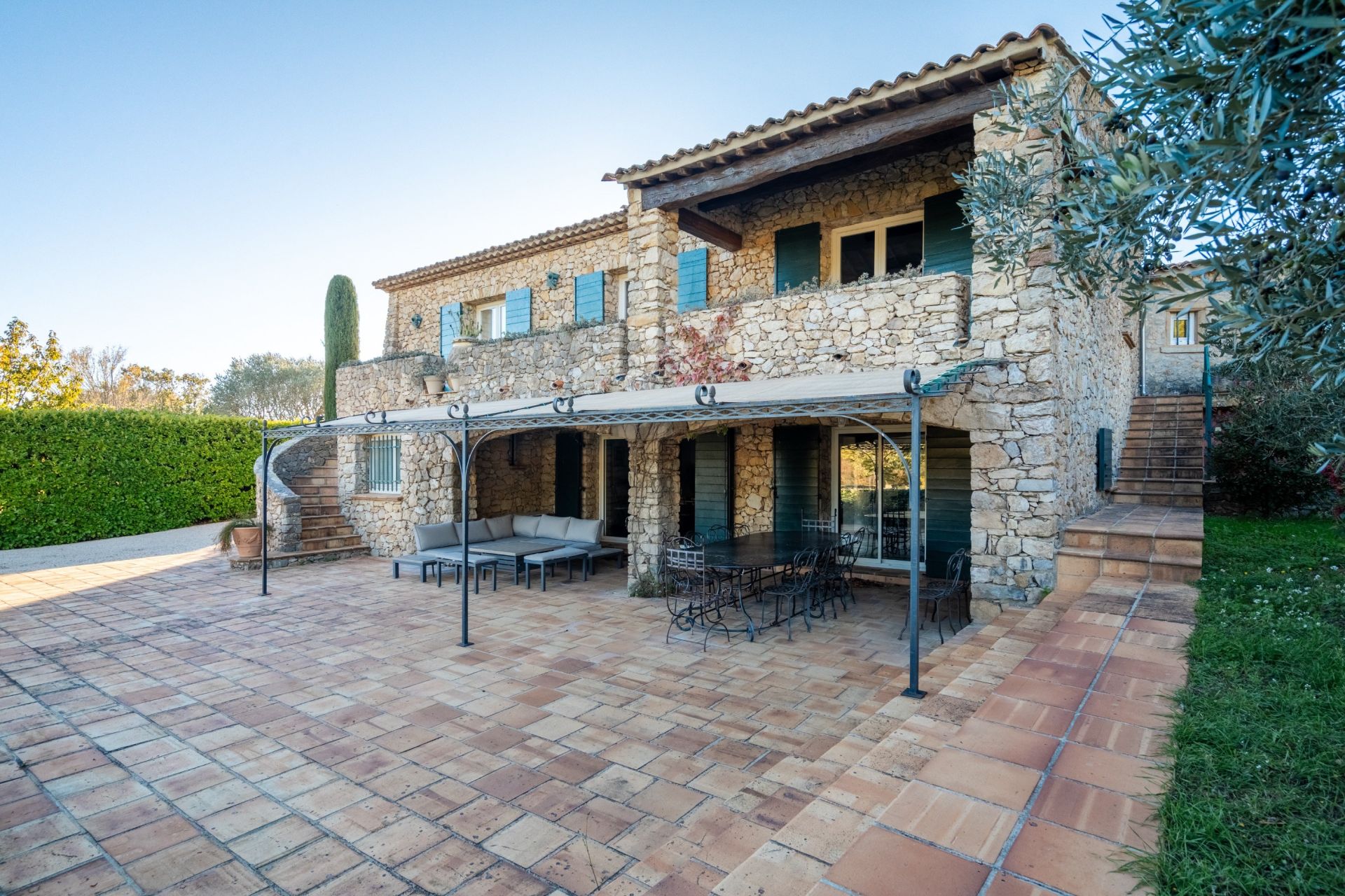 house 8 Rooms for sale on LA ROQUEBRUSSANNE (83136)