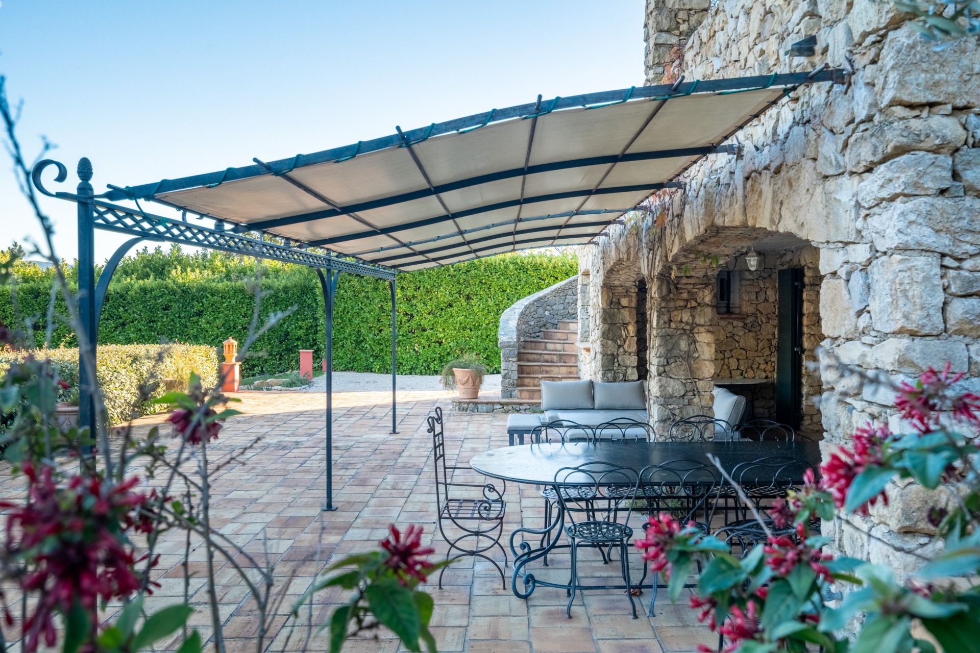 house 8 Rooms for sale on LA ROQUEBRUSSANNE (83136)