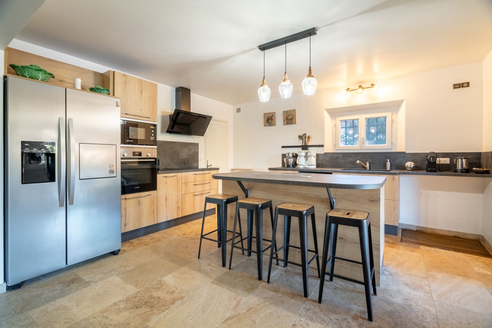 maison 8 Pièces en vente sur LA ROQUEBRUSSANNE (83136)