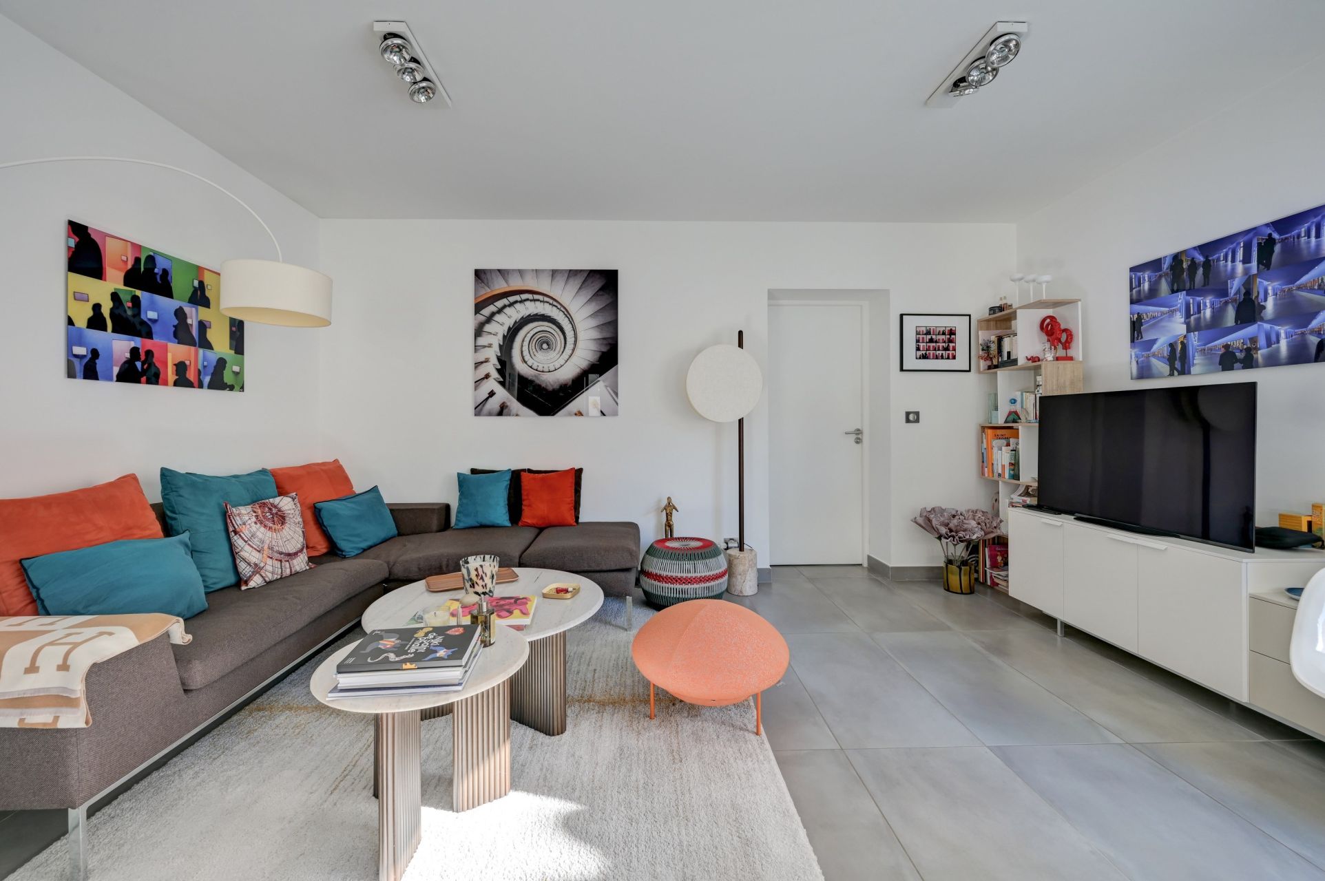 house 5 Rooms for sale on BANDOL (83150)