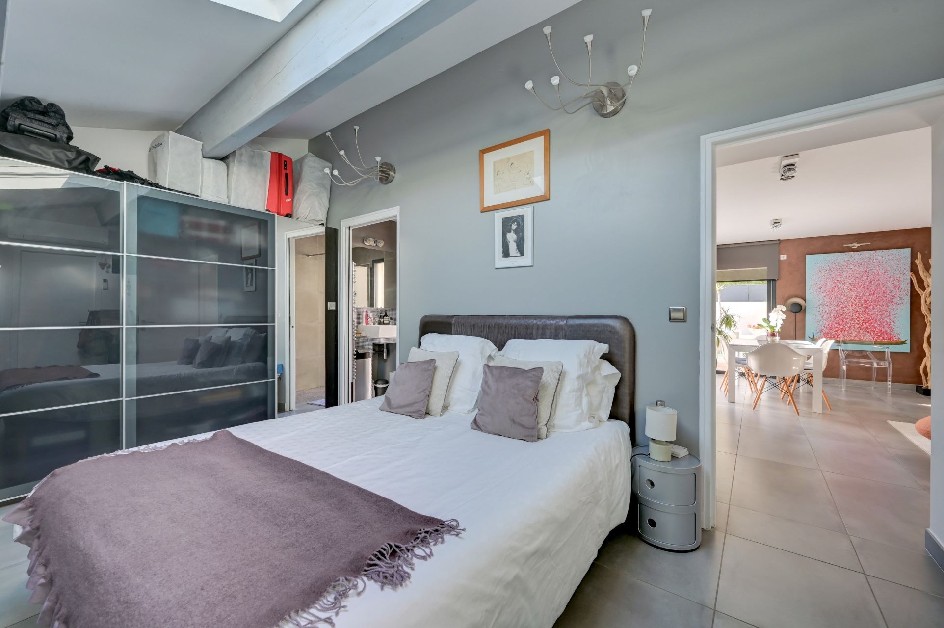 house 5 Rooms for sale on BANDOL (83150)