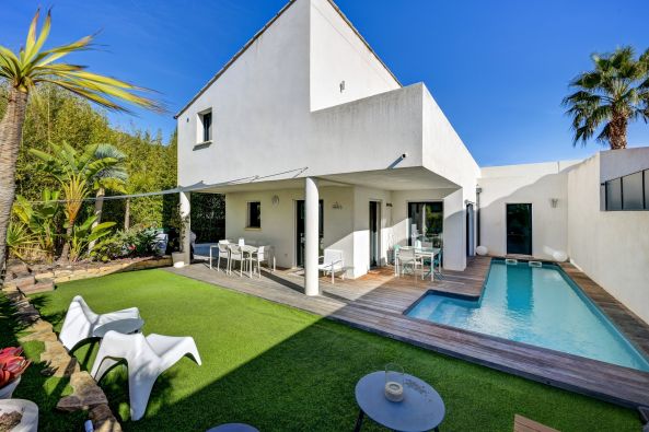 Sale House Bandol 5 Rooms 116 m²