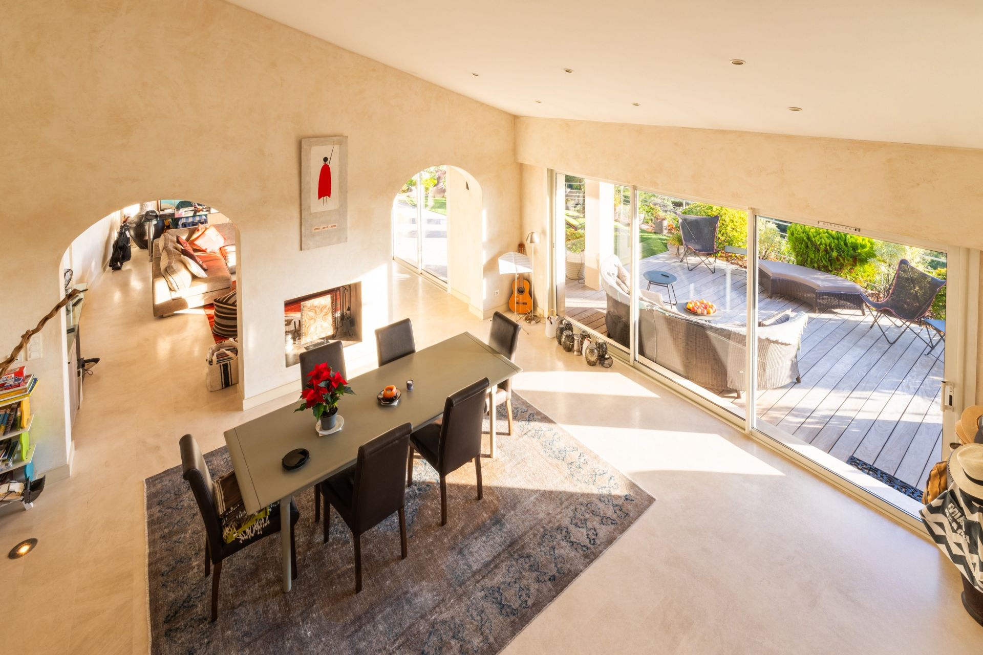 house 5 Rooms for sale on ST CYR SUR MER (83270)