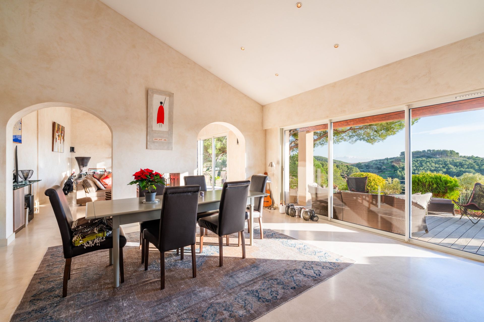 house 5 Rooms for sale on ST CYR SUR MER (83270)